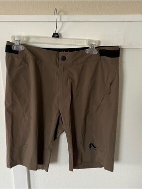 Fly Low Men's Medium Athleisure Shorts